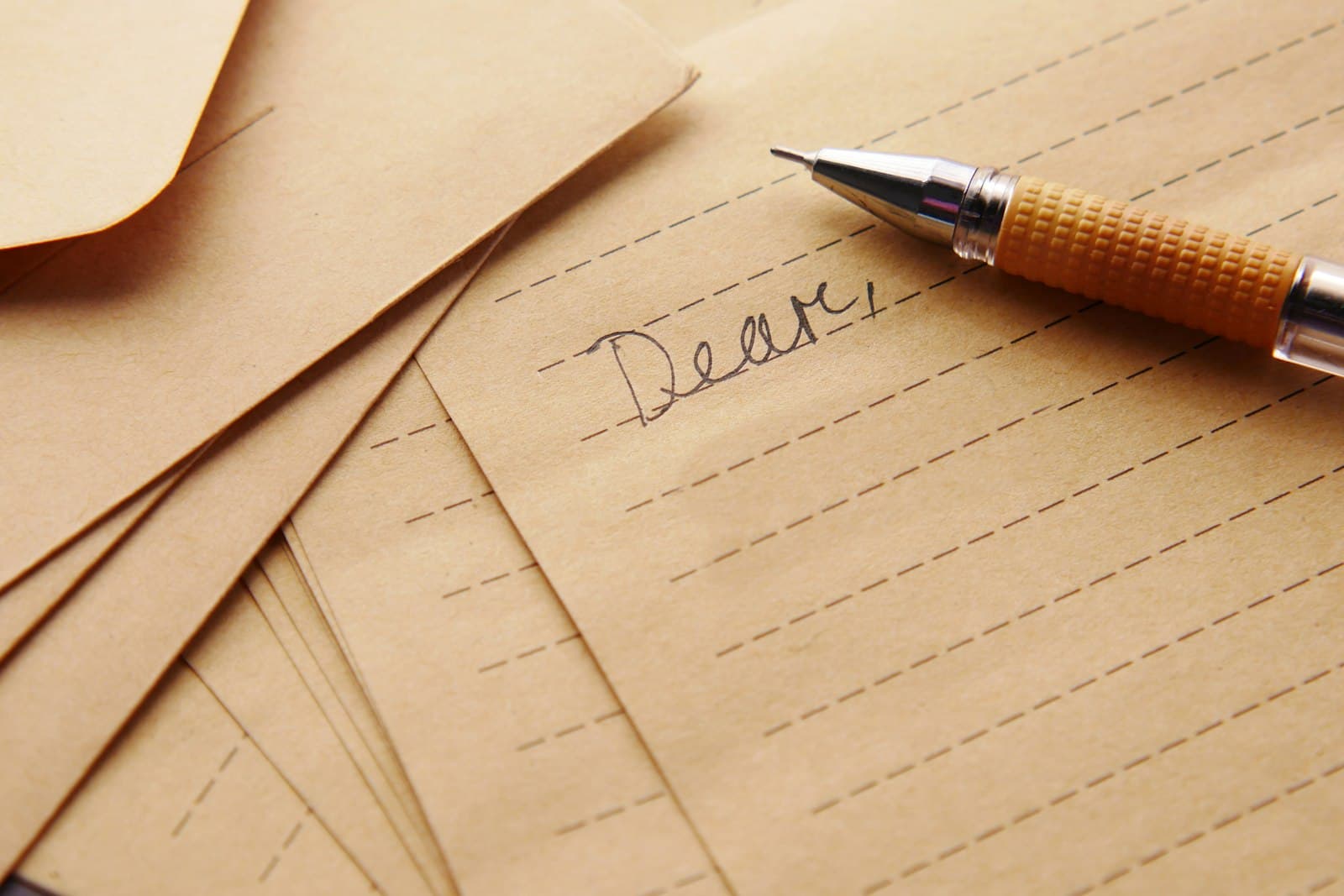 Write a letter to a friend by hand